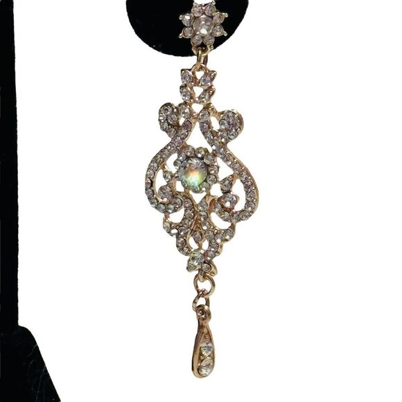 NWT Rose Gold Rhinestone Statement Necklace & Earrings Set - Picture 13 of 16